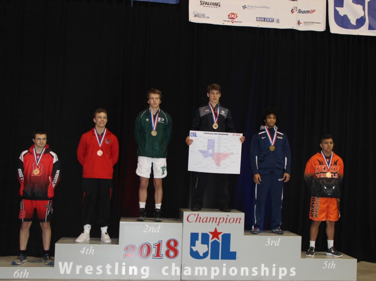 Senior Dillion Thomas won state champion for his weight class.